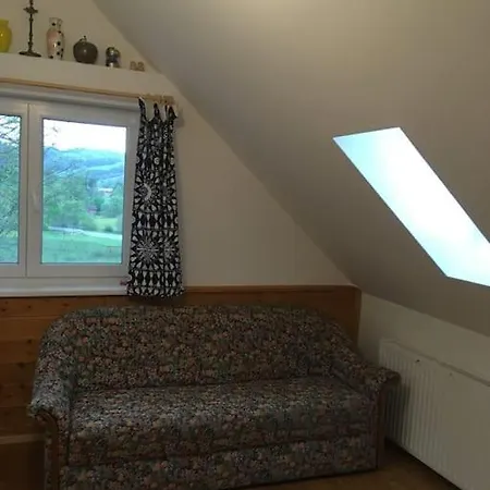 Idyllisches Haus Mit Garten Und Saunahuette In Der * Aigen (Wiener Neustadt)