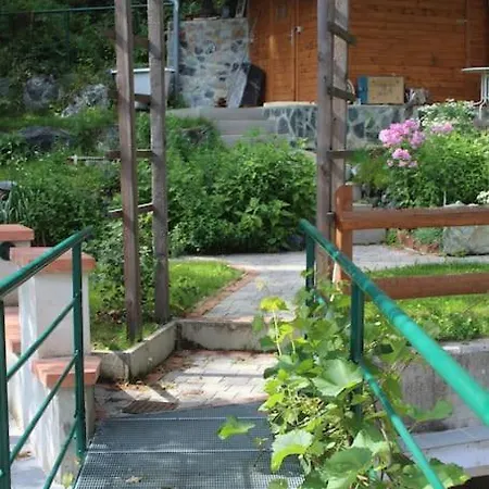 דירה Idyllisches Haus Mit Garten Und Saunahuette In Der *