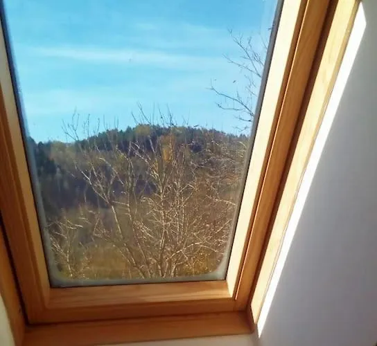 Idyllisches Haus Mit Garten Und Saunahuette In Der Lägenhet