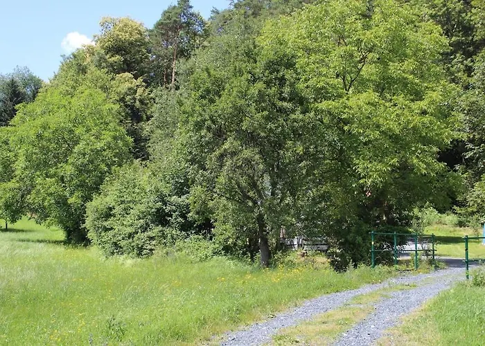 Idyllisches Haus Mit Garten Und Saunahuette In Der *