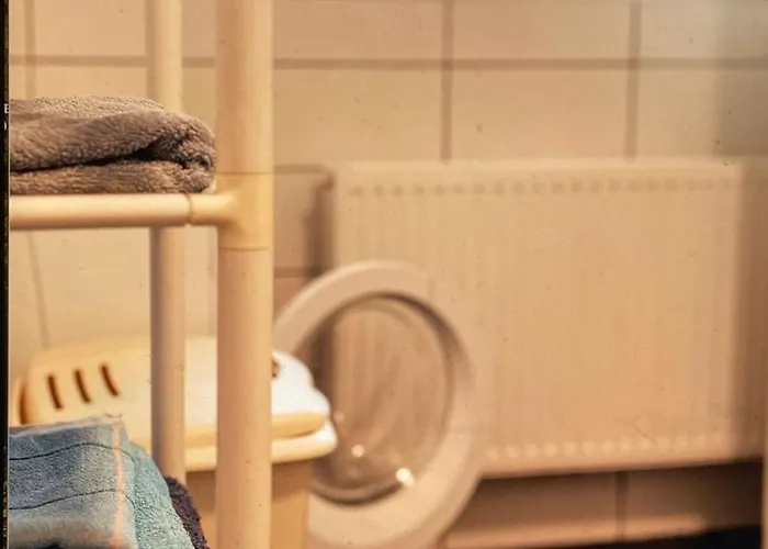 Lägenhet Idyllisches Haus Mit Garten Und Saunahuette In Der